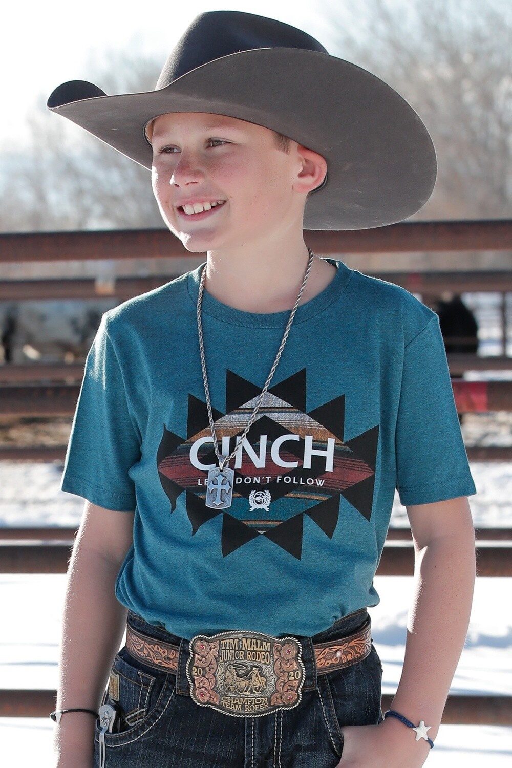 MTT7670136 BOY&#39;S CINCH SHORT-SLEEVE LOGO TEE