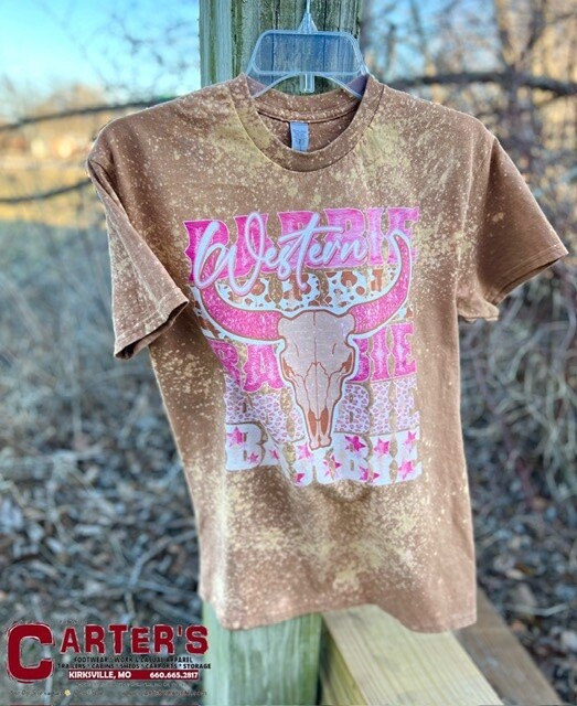 WOMEN&#39;S WESTERN BARBIE BROWN ACID WASH S/S TEE