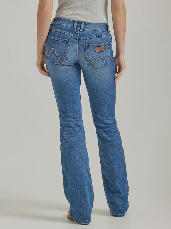 112338906 WOMEN'S WRANGLER RETRO SADIE LOW RISE BOOT CUT JEANS
