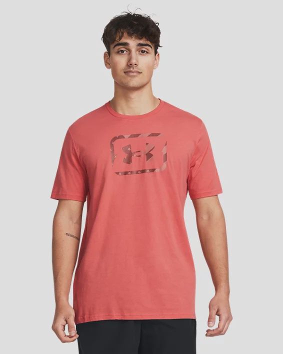 1383001-811 MEN&#39;S UNDER ARMOUR FREEDOM HOOK SHORT-SLEEVE TEE