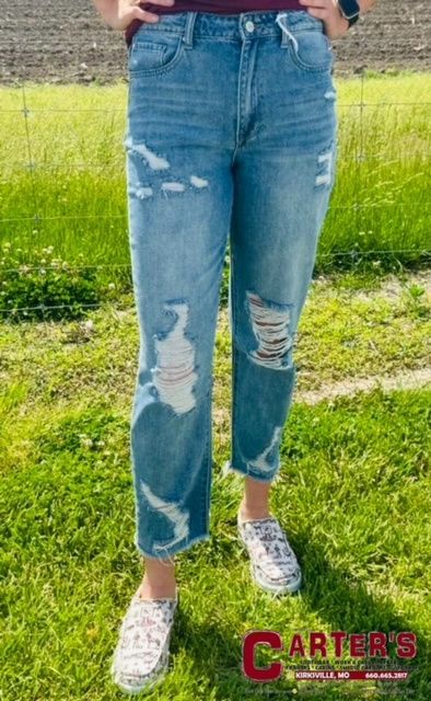 T918GX WOMEN&#39;S PETRA DISTRESSED BOYFRIEND CROPS