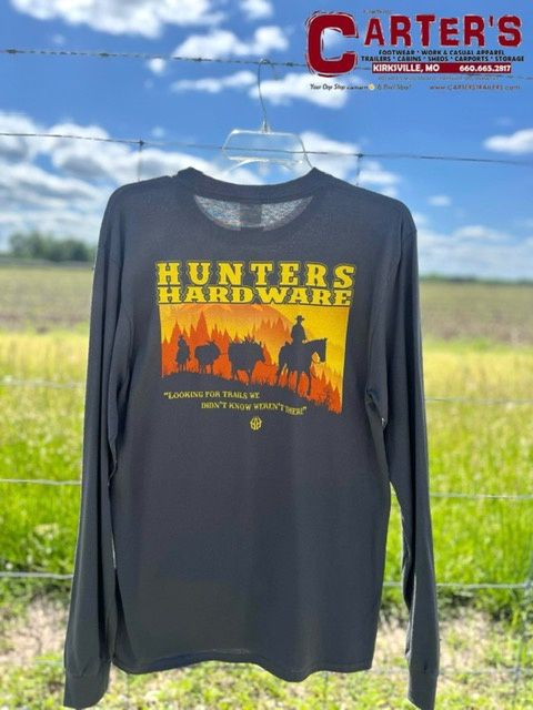 110366-043 MEN&#39;S HUNTER&#39;S HARDWARE BY COWBOY HARDWARE GRAPHIC LONG-SLEEVE TEE