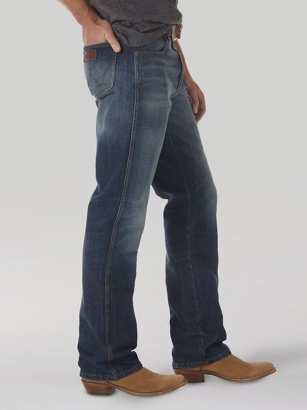 WRT20JH MEN'S WRANGLER RETRO RELAXED FIT BOOTCUT JEAN