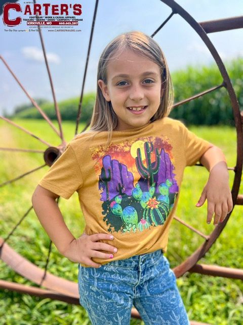 HT1716MU GIRL&#39;S HOOEY BLAZING SUNSET COTTON/POLY MUSTARD HEATHER SHORT-SLEEVE TEE W/ DESERT SUNSET GRAPHIC