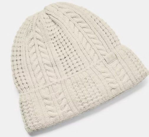 1386639-110 WOMEN&#39;S UNDER ARMOUR HALFTIME CABLE KNIT BEANIE
