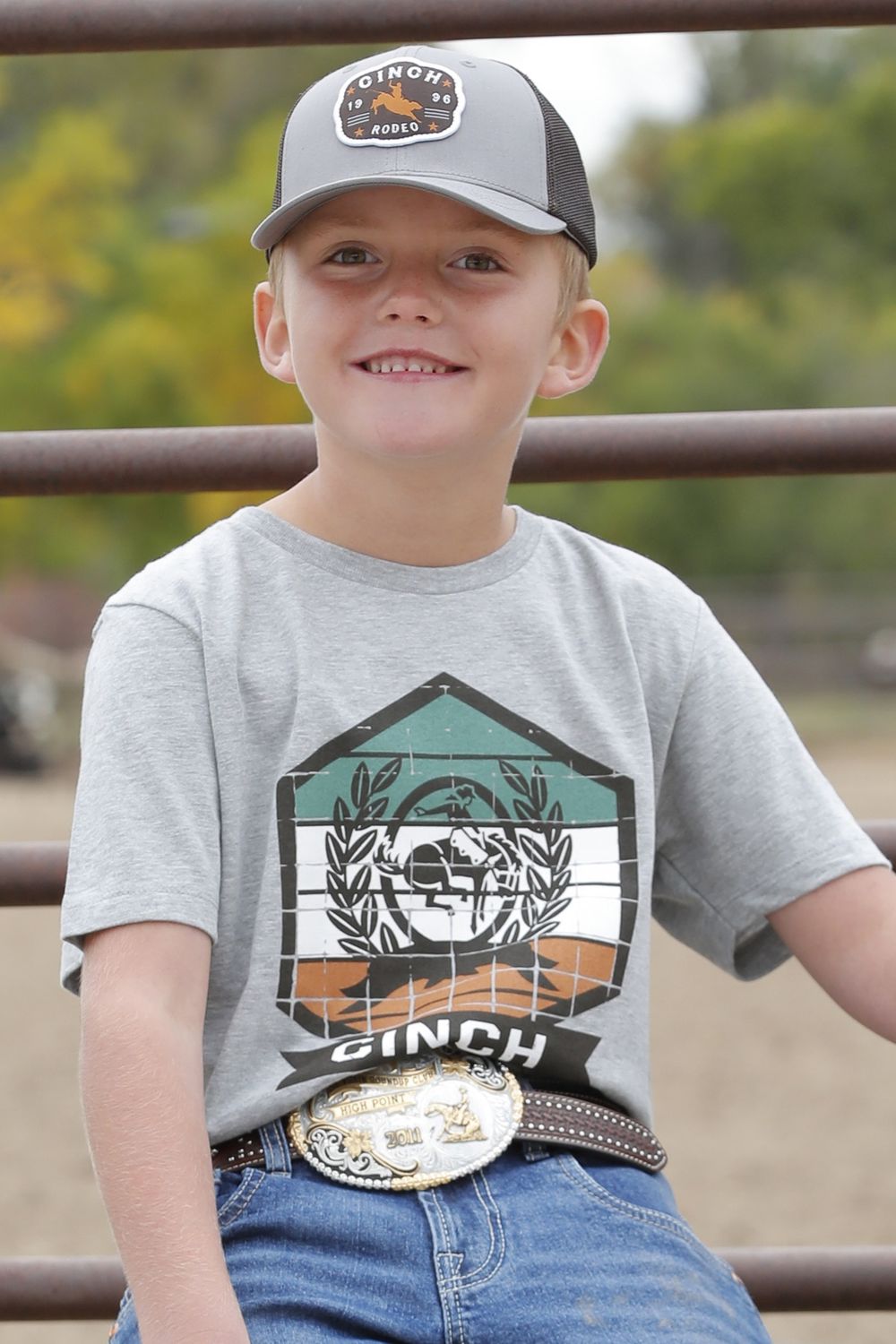 MTT7670150 BOY&#39;S CINCH GRAY SHORT-SLEEVE GRAPHIC TEE