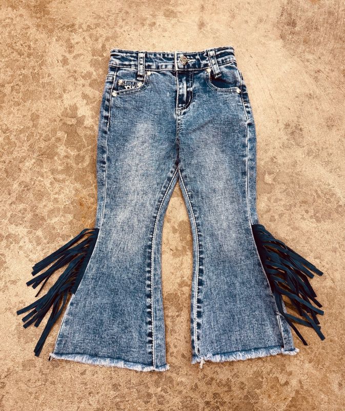 802239-459 TODDLER COWGIRL HARDWARE LIGHT WASH SIDE FRINGE FLARE JEAN