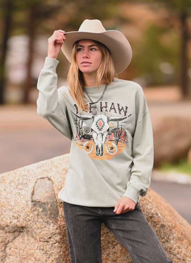 BW91T07336 WOMEN&#39;S ROCK &amp; ROLL JADE &quot;YEE HAW&quot; GRAPHIC PULLOVER