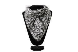 0910862 BLACK &amp; WHITE DIAMONDS 33&quot; X 33&quot; SILK WILD RAG