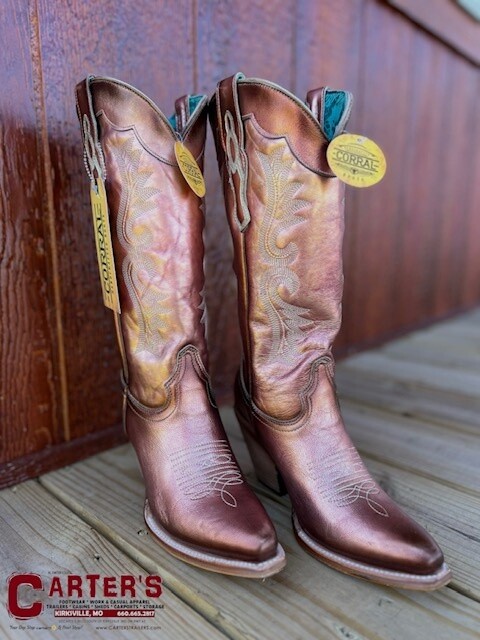 Z5232 WOMEN'S CORRAL ROSE GOLD EMBROIDERED SNIP-TOE FASHION WESTERN BOOT