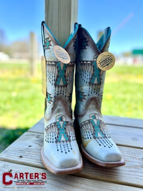 Z5219 WOMEN'S CORRAL 11" WHITE SQUARE-TOE WESTERN BOOT WITH TURQUOISE EMBROIDERY