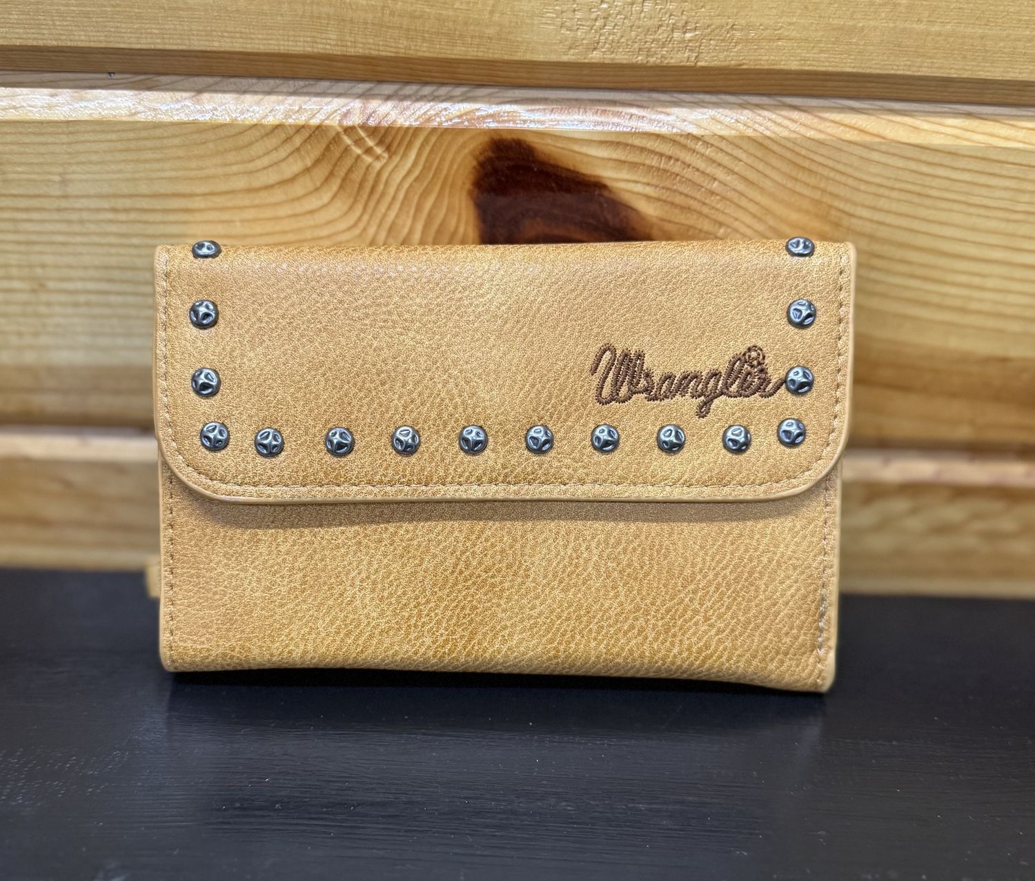 WG89-W001 WRANGLER ACCENTS TRI-FOLD KEY CHAIN WALLET - MUSTARD