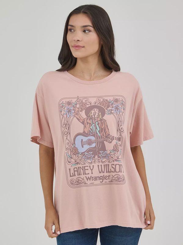 112361044 WOMEN'S WRANGLER "LAINEY WILSON" OVERSIZED TEE