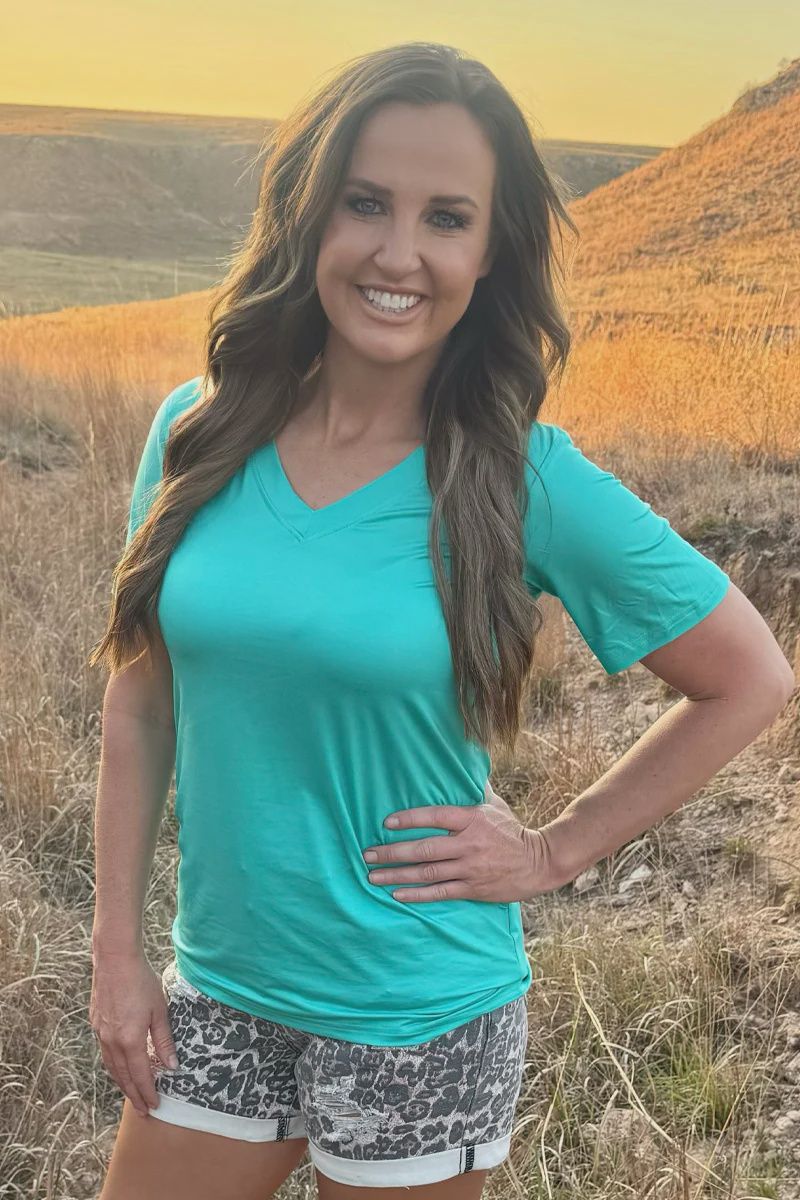 WOMEN'S STERLING KREEK SIMPLE STERLING TURQUOISE SHORT-SLEEVE TEE