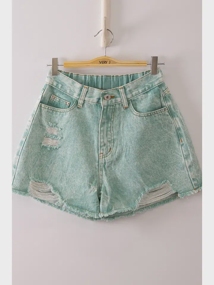 VJP90066 WOMEN'S VERY J GREEN MINERAL WASHED DENIM DISTRESSED SHORTS