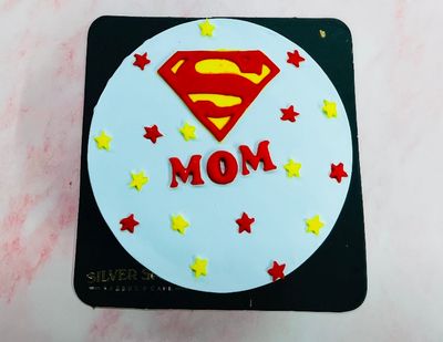 Super Mom cake