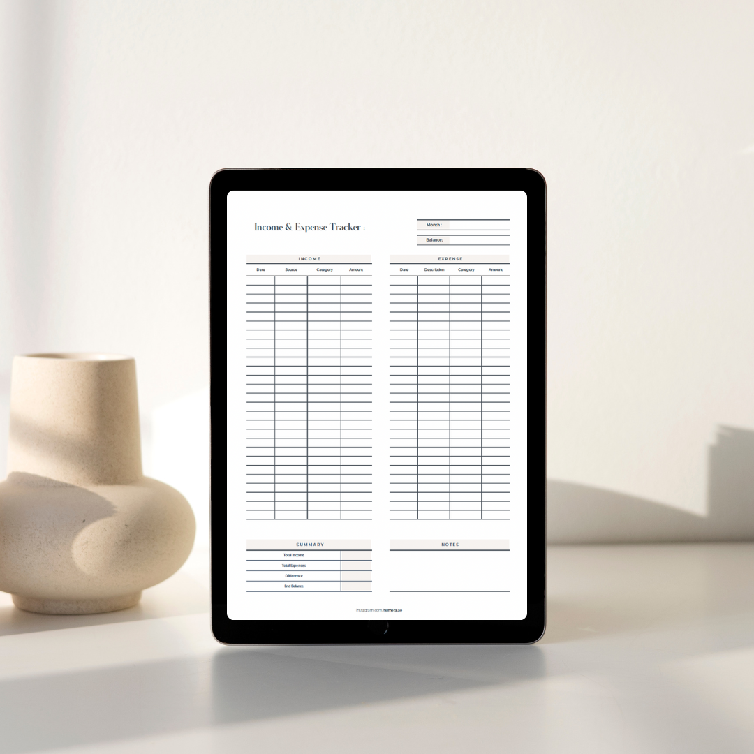 Printable PDF - Income &amp; Expense Tracker
