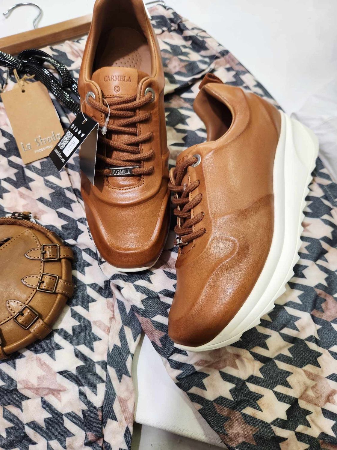 RACE LEATHER SNEAKER - CAMEL