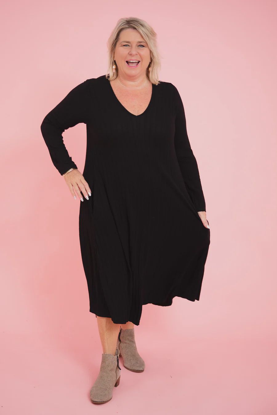KAREN RIB KNIT DRESS - BLACK
