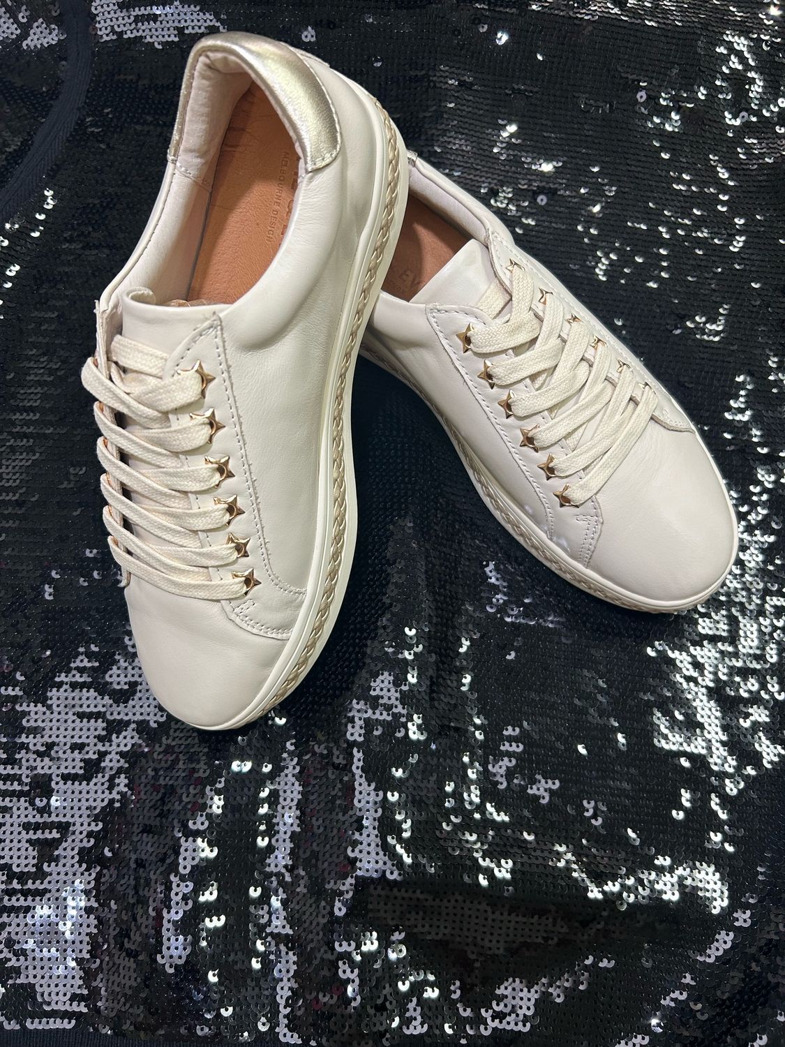 PLANT LEATHER SNEAKER - CREAM/GOLD