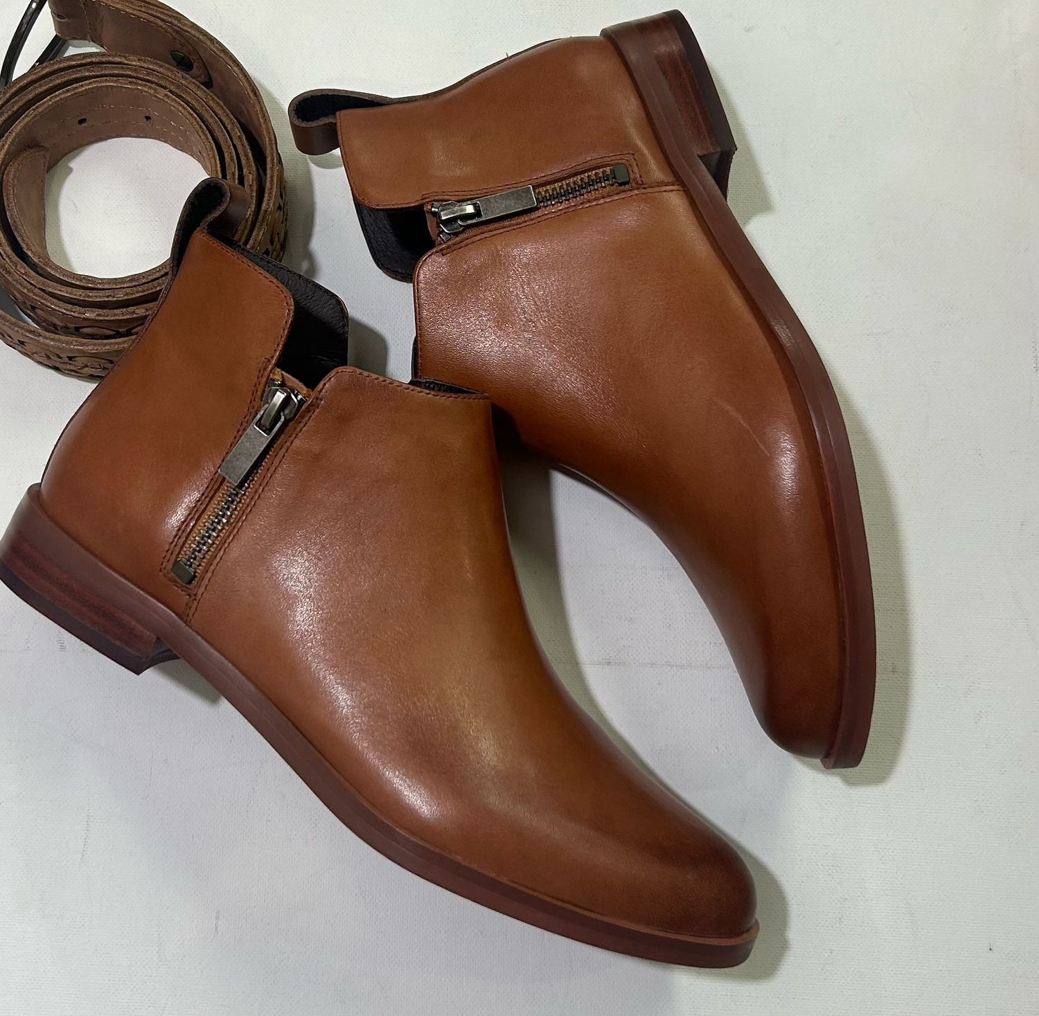ZARINA LEATHER BOOTS - BRADNY