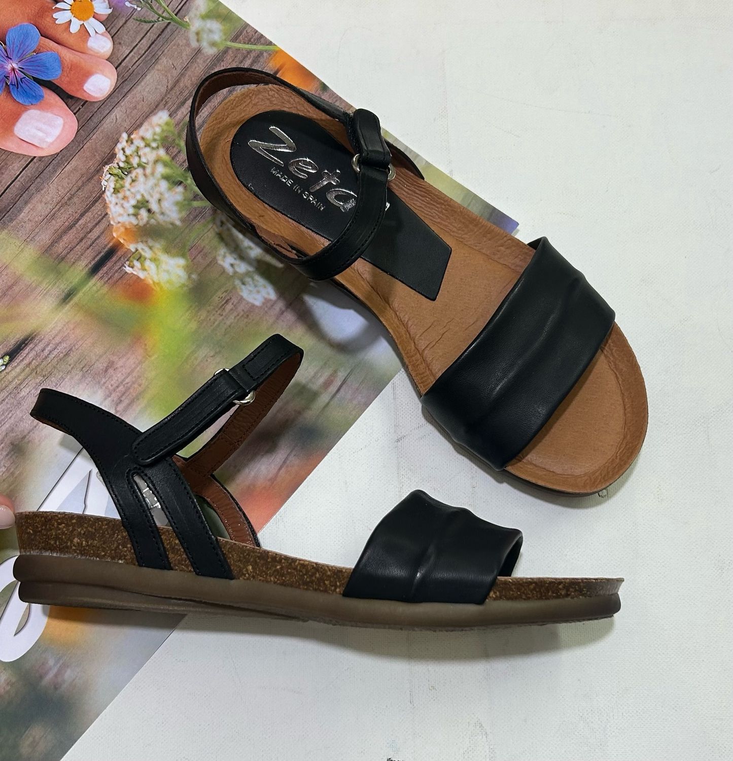 REBA LEATHER SANDALS - BLK