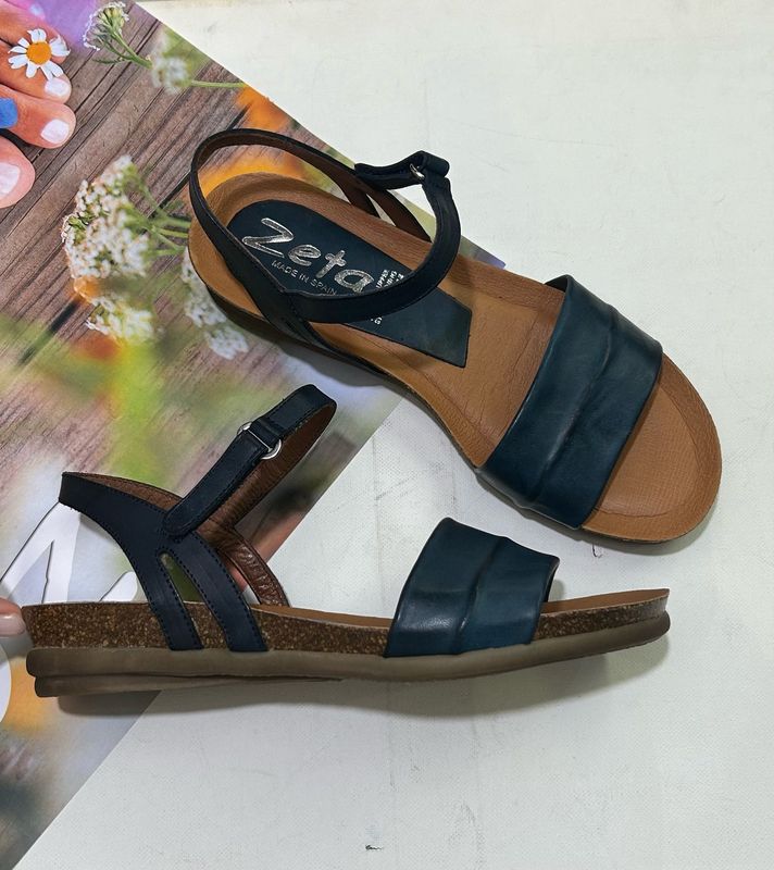 REBA LEATHER SANDALS - NAVY