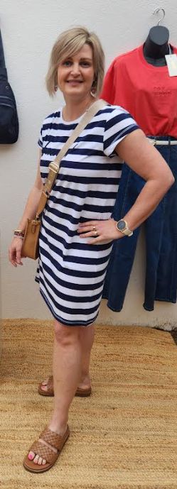 SIGNATURE STRIPE TEE DRESS - NAVY