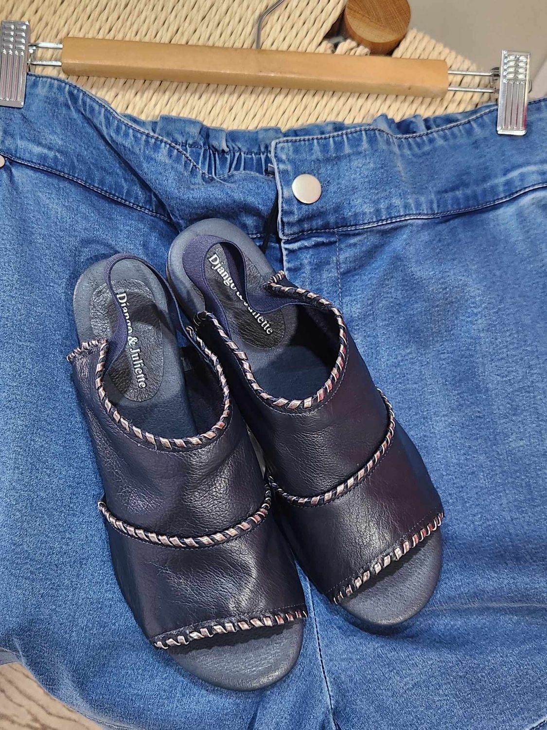 PELHAM LEATHER SANDALS - NAVY