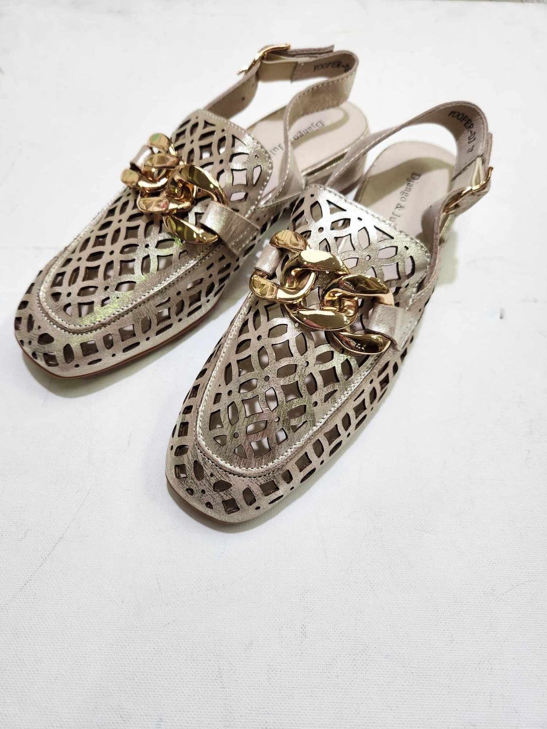 VOOPER LEATHER LOAFER - PALE GOLD
