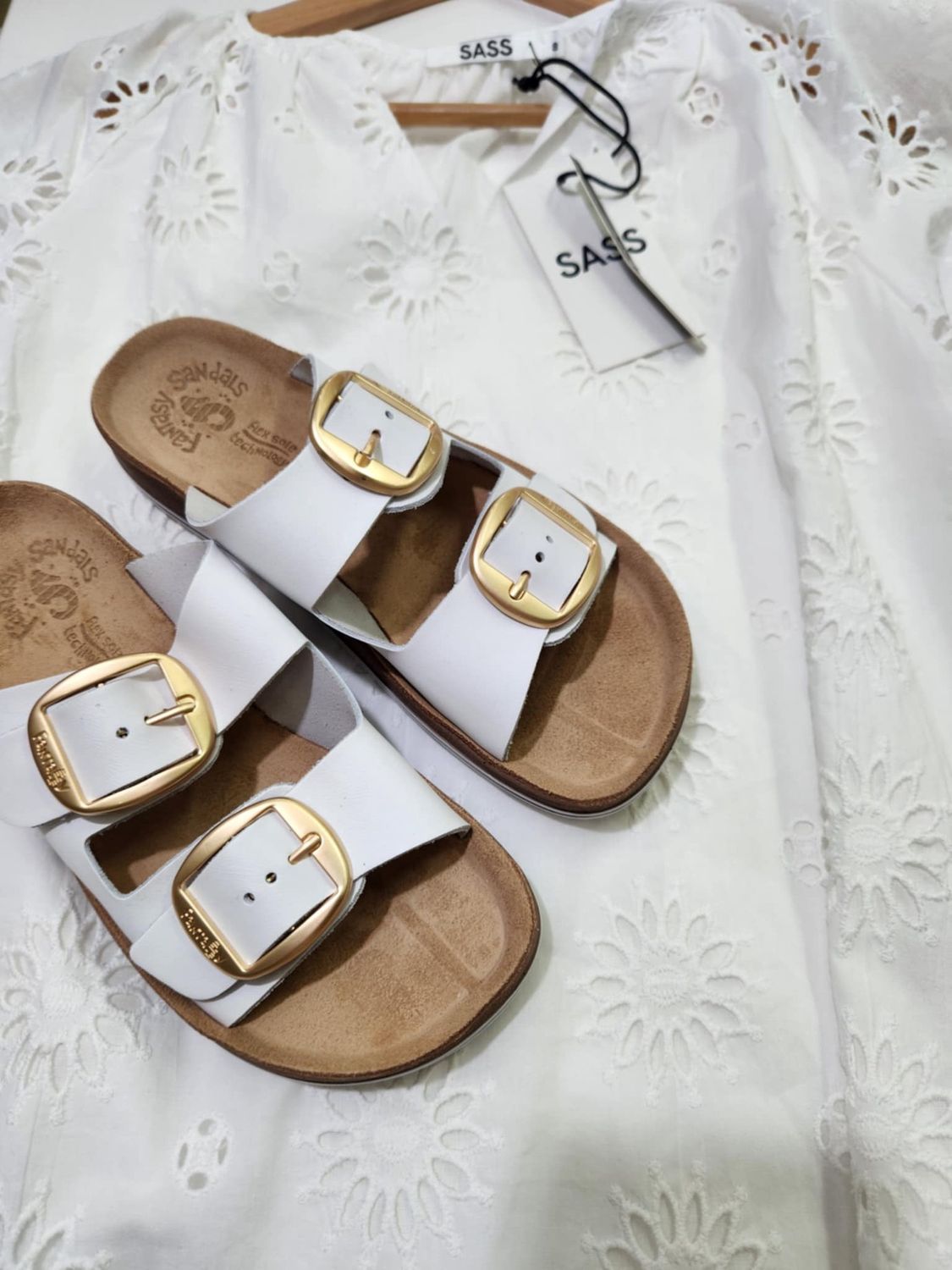 DESPOINA LEATHER SLIDES - WHITE