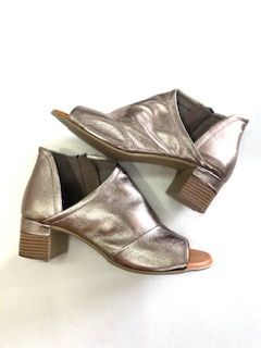 BARCLAY HEEL - PEWTER