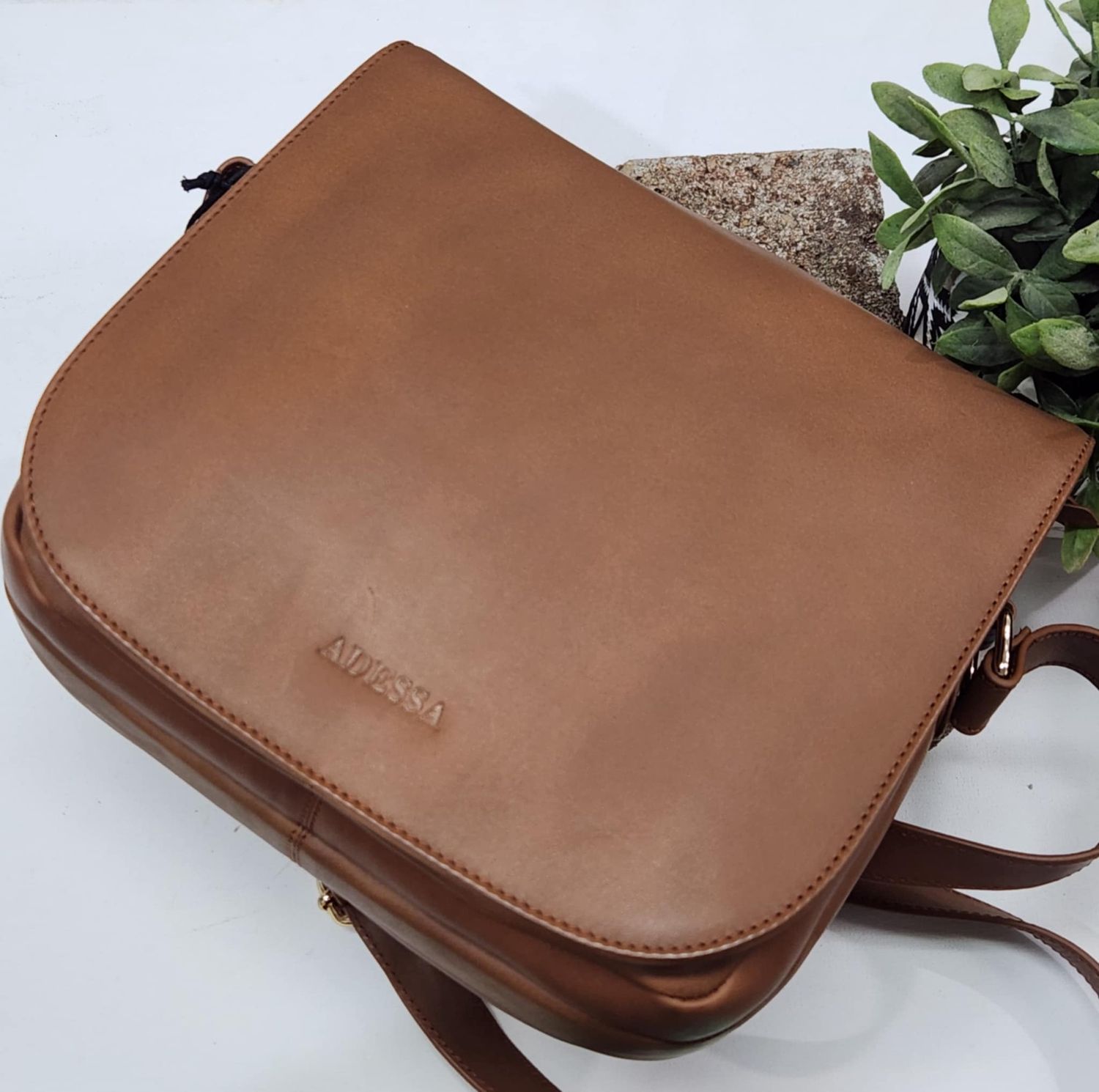 DARTFORD LEATHER CROSSBODY - TAN