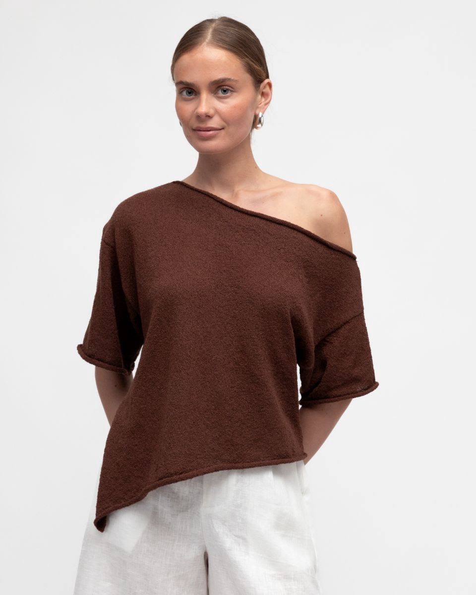 PENNY OFF SHOULDER TOP - CHOC