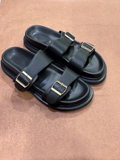 IMRIE BUCKLE SLIDE - BLACK