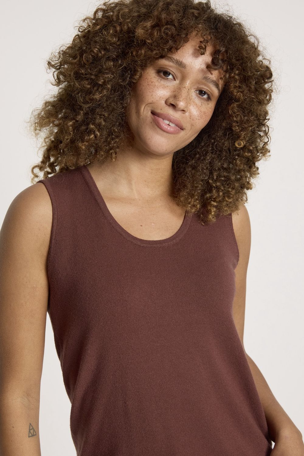 SAMARA KNIT TANK - MAHOGANY