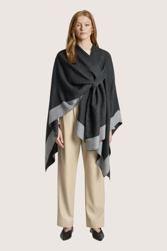 AYLA CAPE ONE SIZE - CHAR/GREY
