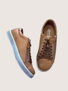 TOKEN LEATHER SNEAKER - COGNAC