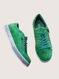 TOKEN SUEDE SNEAKER - GREEN