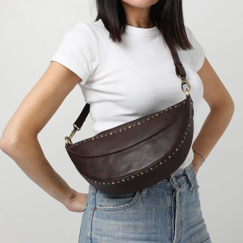 BRENNA CROSS BODY - BROWN