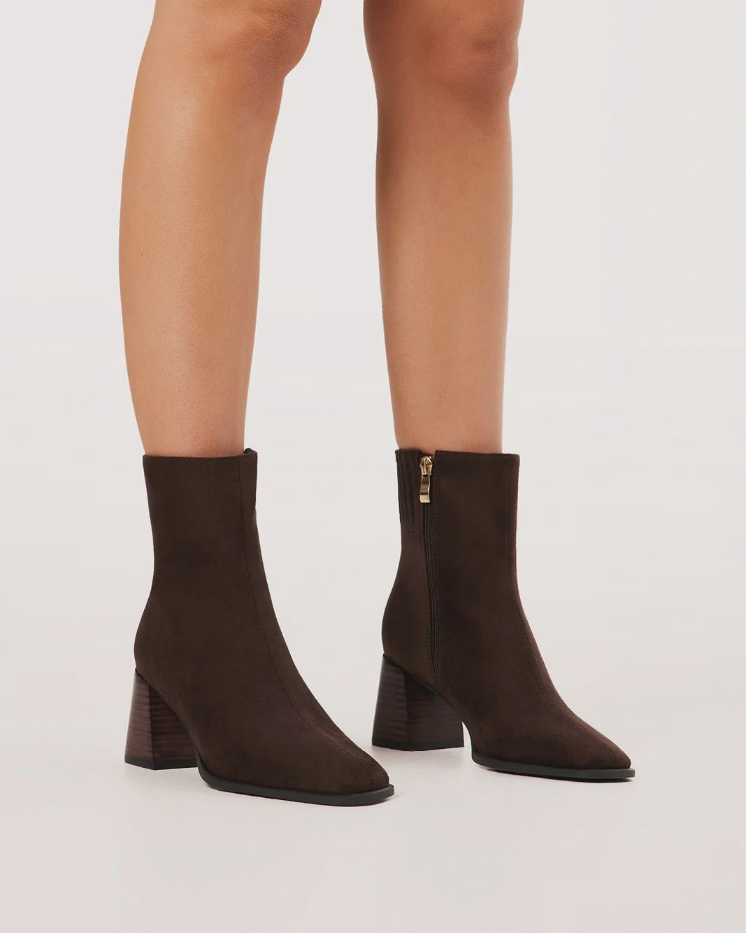 ALANIA SUEDE BOOTS - DARK CACAO