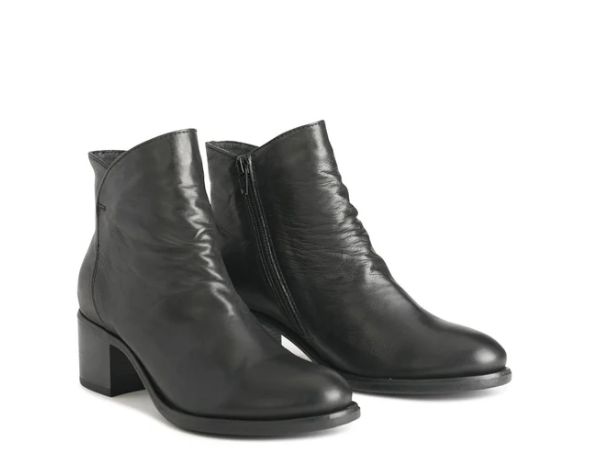 ROBBI LEATHER BOOT - BLK