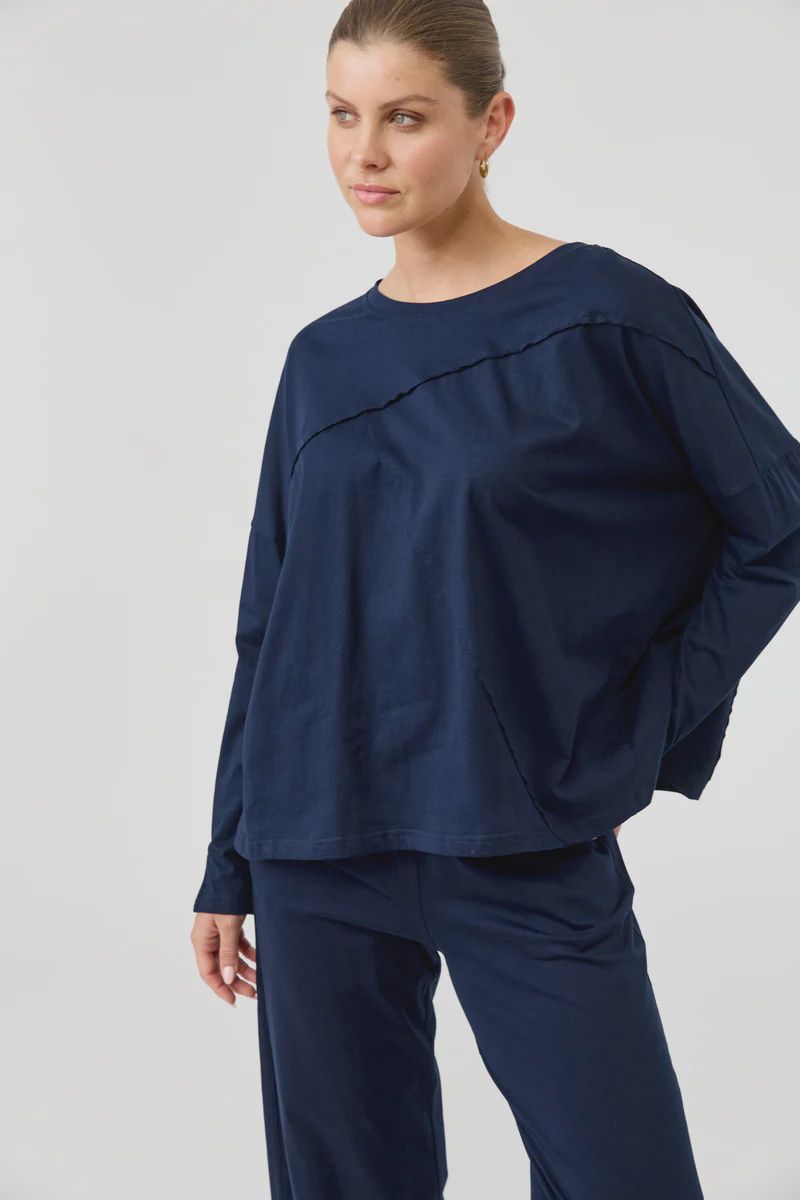 TRAVELLER LS TSHIRT - INDIGO