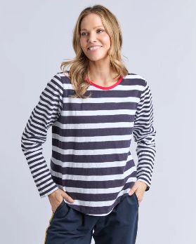 BILLIE ALL SORTS TOP - NAVY