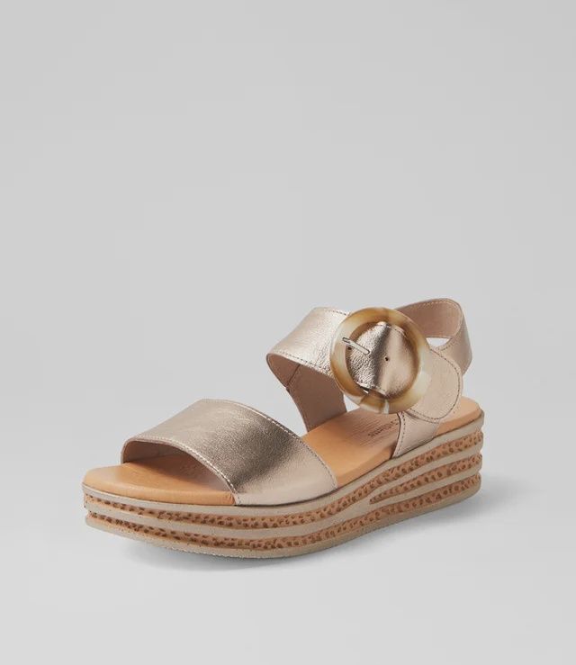 CUBBIE LEATHER SANDAL - CHAMP