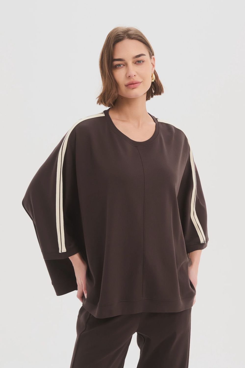 CLARITY OVERSIZED 3/4 TEE - CHOC