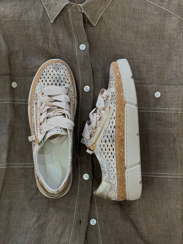 TORQUE LEATHER SNEALER - PALE