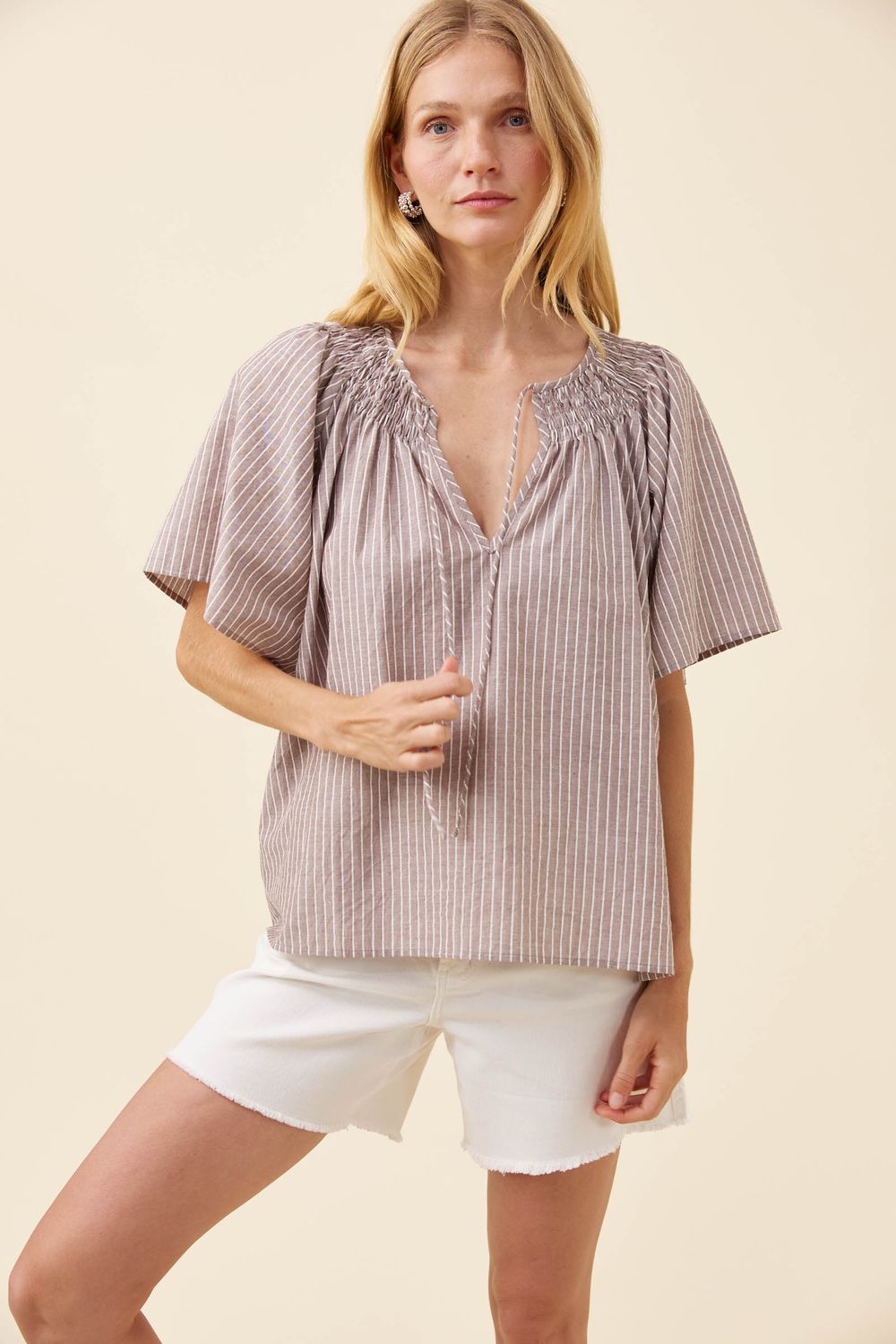 LYNDELL SHIRRED TOP - TAUPE