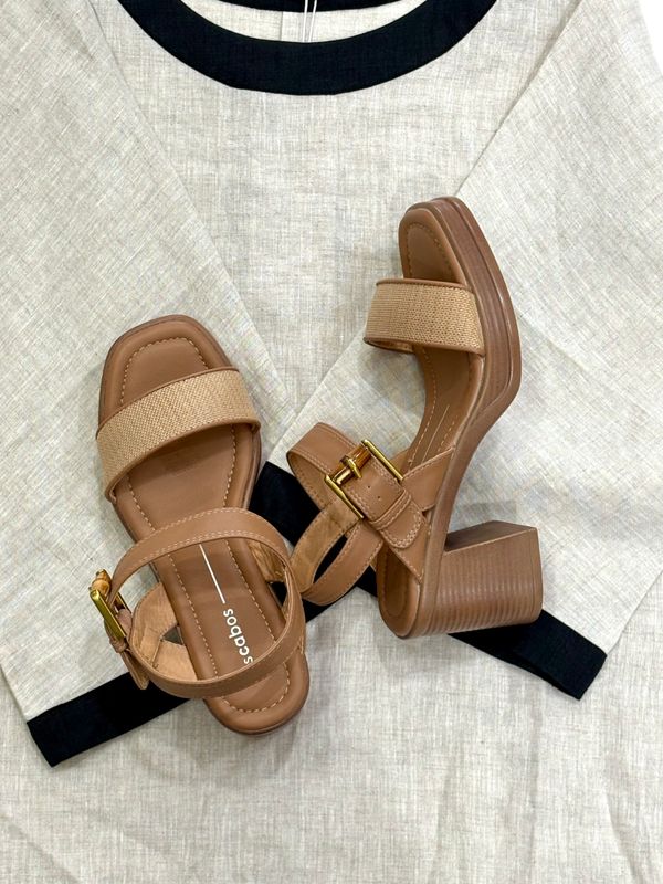 BURGOS CARAMEL RAFFIA - LOS CABOS