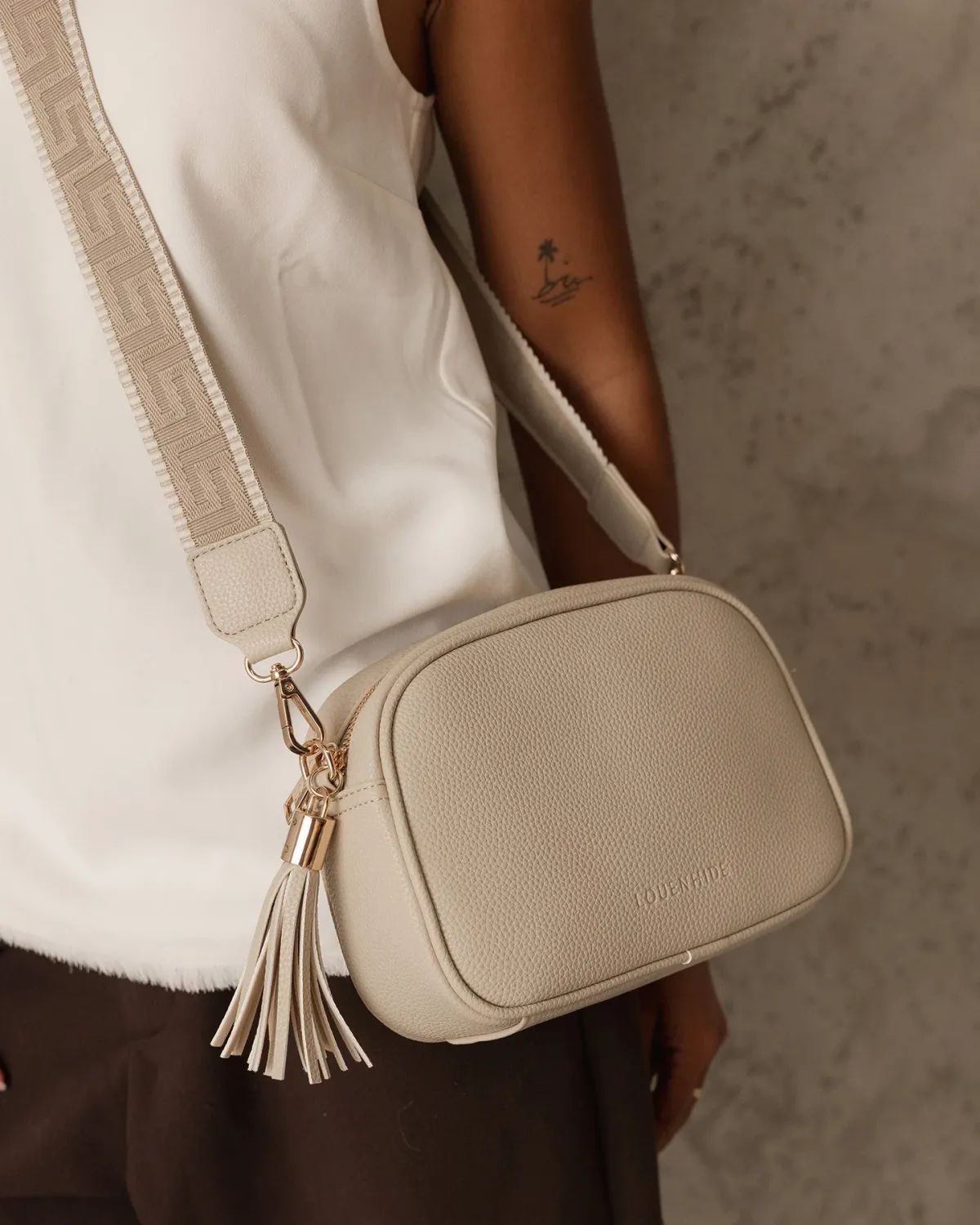 JACINTA CROSSBODY BAG - BISCOTTI
